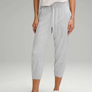 Lululemon Soft Jersey Classic-Fit Mid-Rise Cropped Jogger Size 0